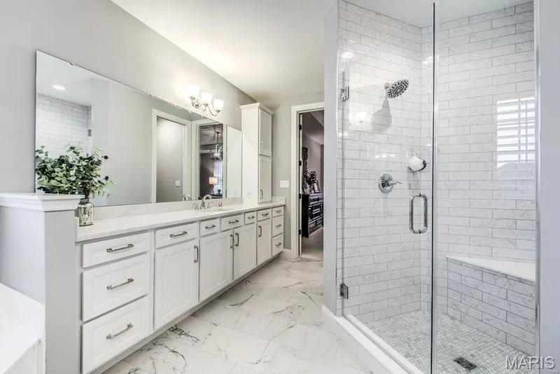 Photos of the Redwood are for example only. Some features shown may be optional upgrades. — 0 REDWOOD II@SOUTH POINT ESTATES, Wentzville, MO 63348