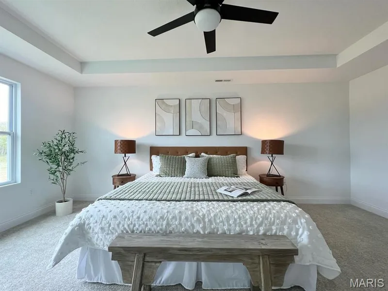 Example picture of the Oakdale, some features shown may be optional upgrades. — 1 TBB OAKDALE C @CALEDONIA, O'Fallon, MO 63368