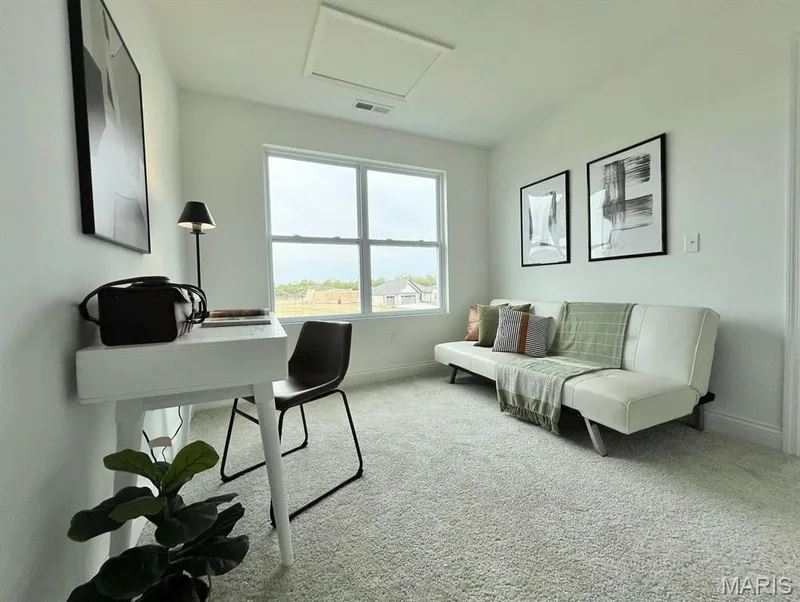 Example picture of the Oakdale, some features shown may be optional upgrades. — 1 TBB OAKDALE C @CALEDONIA, O'Fallon, MO 63368