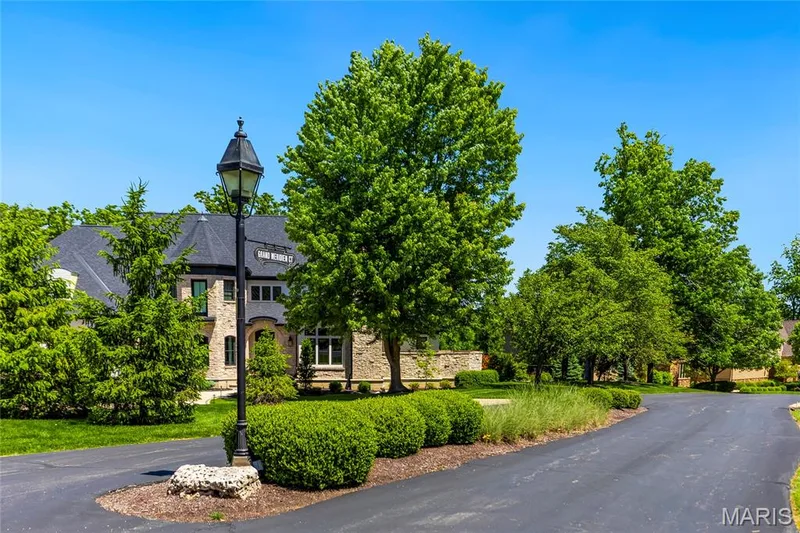 35 TBB Grand Meridien Court, Wildwood, MO 63005 — listing photo 28 of 31