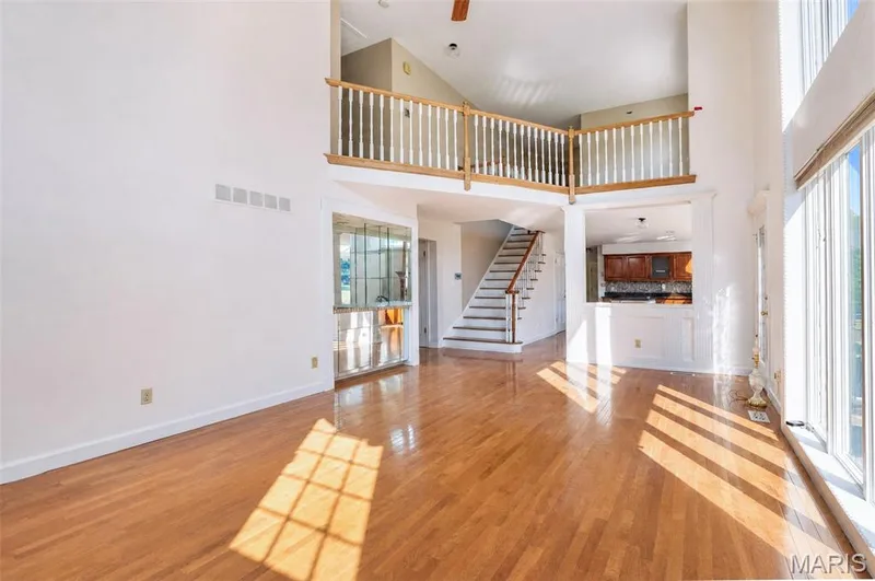 16726 Kehrsgrove Drive, Chesterfield, MO 63005 — listing photo 16 of 63