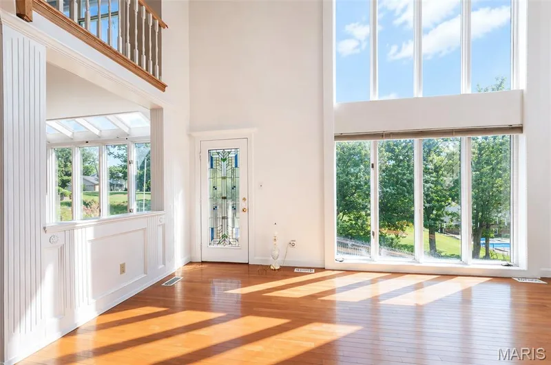 16726 Kehrsgrove Drive, Chesterfield, MO 63005 — listing photo 17 of 63