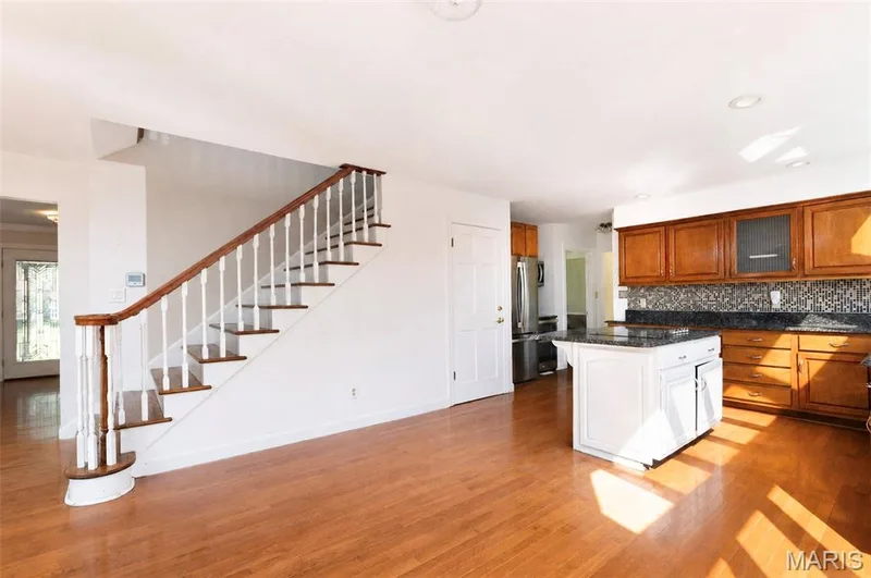 16726 Kehrsgrove Drive, Chesterfield, MO 63005 — listing photo 20 of 63