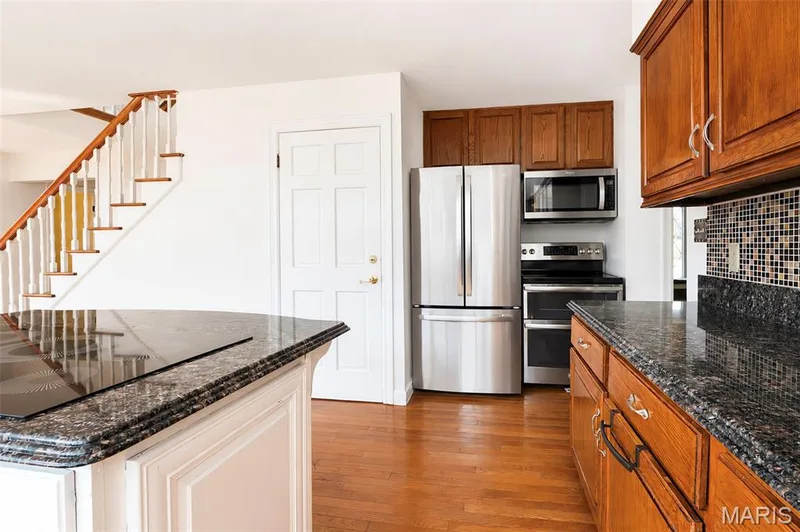 16726 Kehrsgrove Drive, Chesterfield, MO 63005 — listing photo 21 of 63