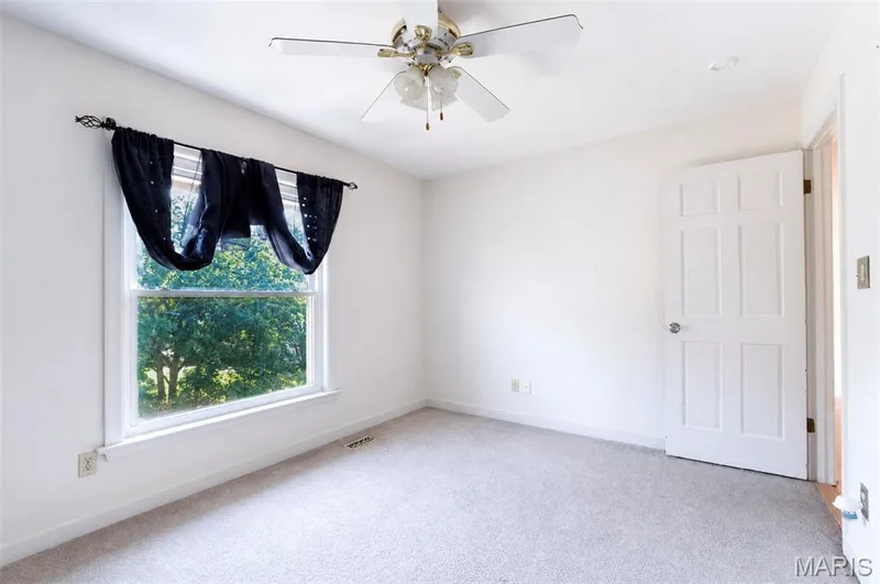 16726 Kehrsgrove Drive, Chesterfield, MO 63005 — listing photo 36 of 63