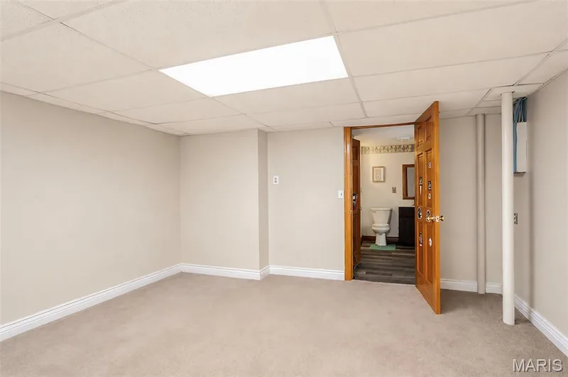 16726 Kehrsgrove Drive, Chesterfield, MO 63005 — listing photo 49 of 63