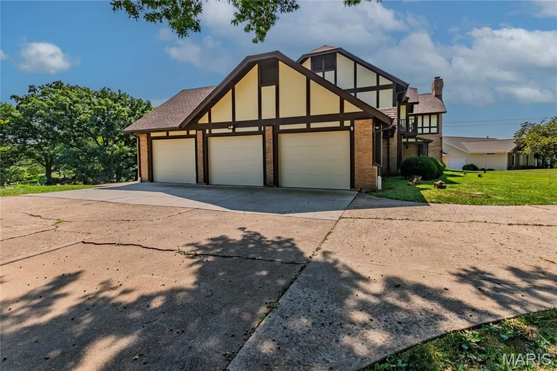 16726 Kehrsgrove Drive, Chesterfield, MO 63005 — listing photo 58 of 63