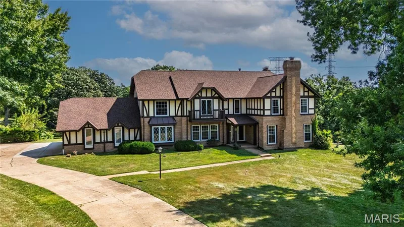 16726 Kehrsgrove Drive, Chesterfield, MO 63005 — listing photo 62 of 63