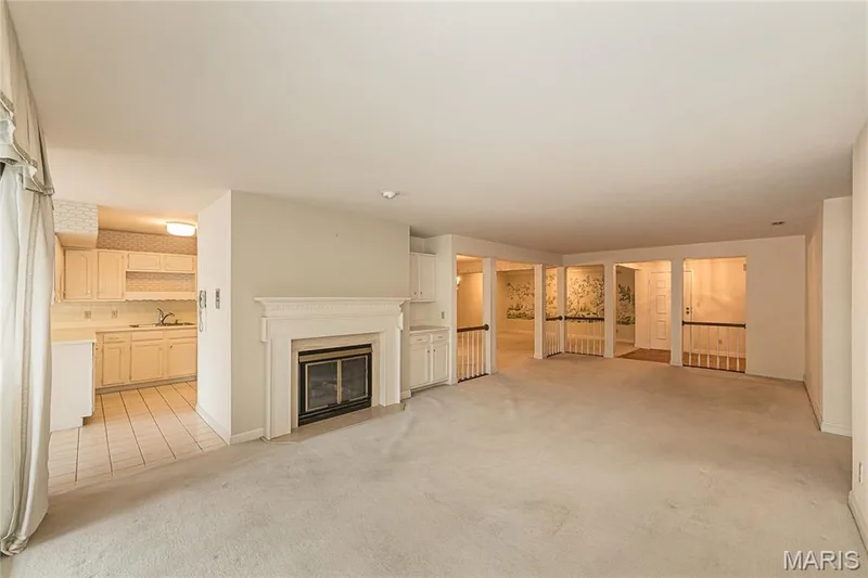 14308 Conway Meadows Court #201, Chesterfield, MO 63017 — listing photo 10 of 44