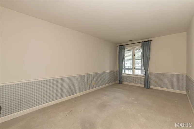Bonus room perfect for a 3rd bedroom, office or even another TV room! — 14308 Conway Meadows Court #201, Chesterfield, MO 63017