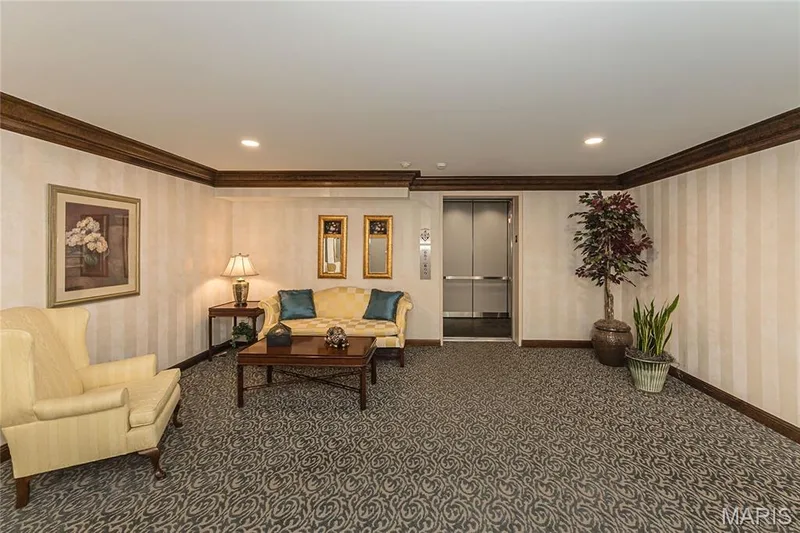 elevator takes you to the parking garage, where you have more storage — 14308 Conway Meadows Court #201, Chesterfield, MO 63017