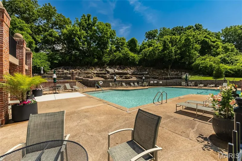 14308 Conway Meadows Court #201, Chesterfield, MO 63017 — listing photo 37 of 44