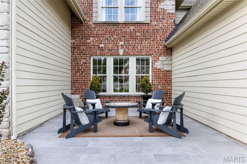 2377 Spring Mill Estates Drive, St Charles, MO 63303 — listing photo 5 of 55