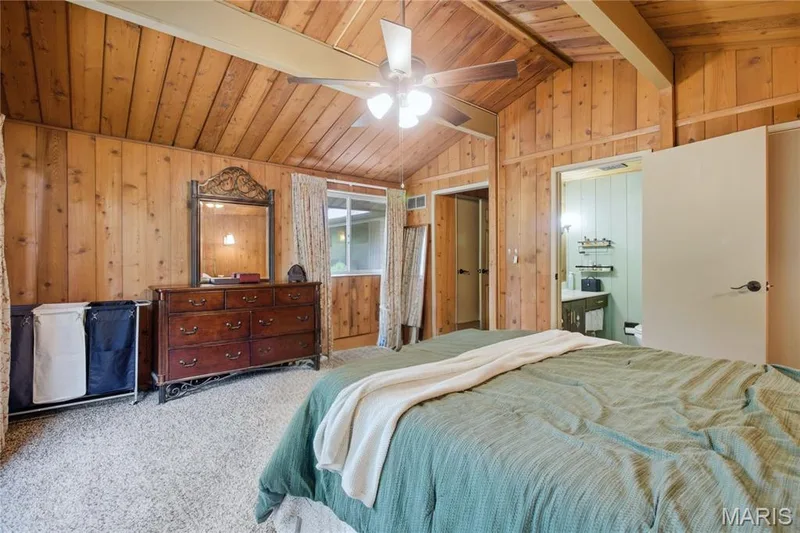 1221 Shepard Road, Wildwood, MO 63038 — listing photo 20 of 35