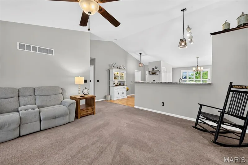 708 Bellingrath Gardens Court, Wentzville, MO 63385 — listing photo 19 of 48