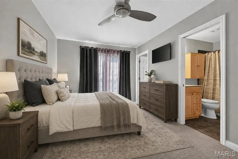 Virtual Staging — 115 Carriage View Drive, Wildwood, MO 63040