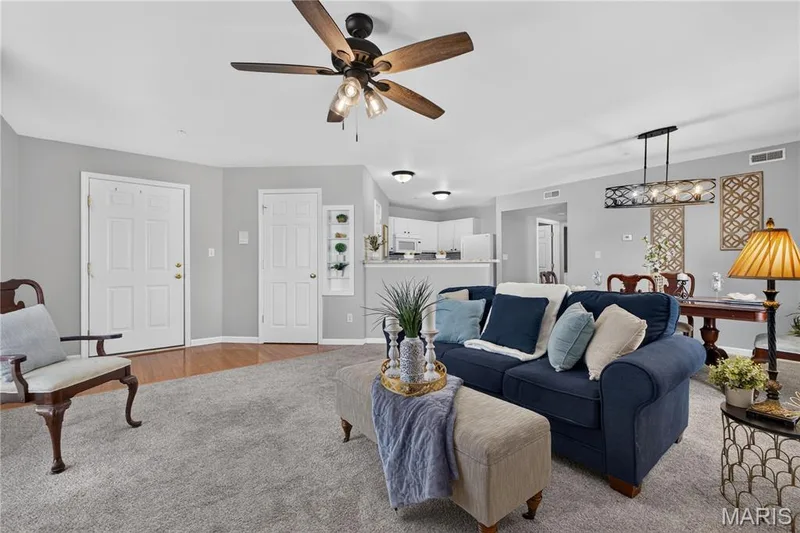 10 Homefield Gardens Drive #17N, O'Fallon, MO 63366 — listing photo 7 of 48