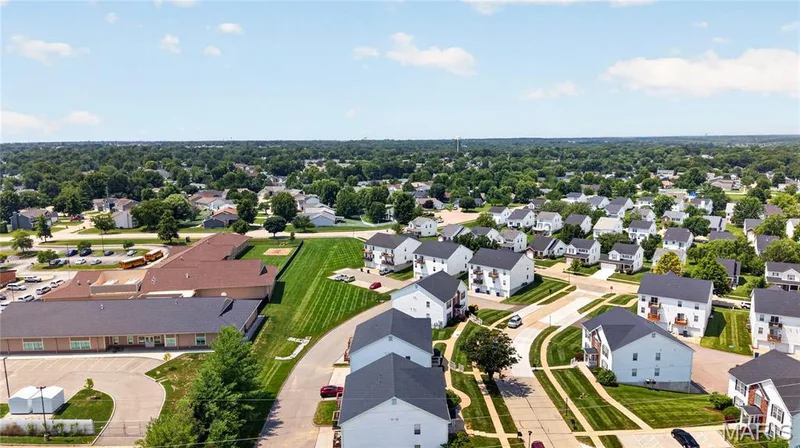 10 Homefield Gardens Drive #17N, O'Fallon, MO 63366 — listing photo 35 of 48