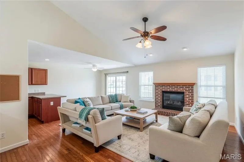 130 Chesapeake Trace, Wentzville, MO 63385 — listing photo 4 of 21
