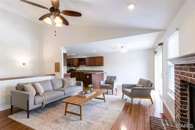 130 Chesapeake Trace, Wentzville, MO 63385 — listing photo 3 of 21