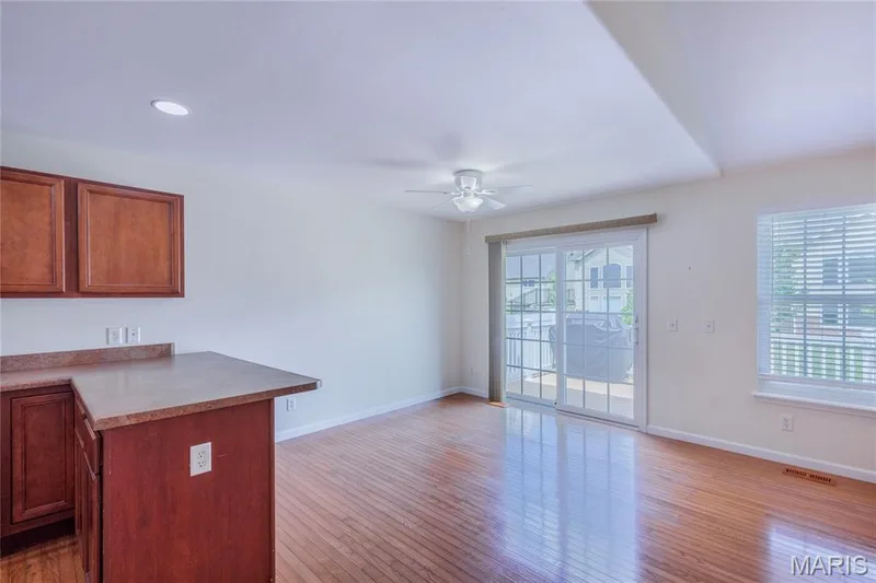 130 Chesapeake Trace, Wentzville, MO 63385 — listing photo 7 of 28
