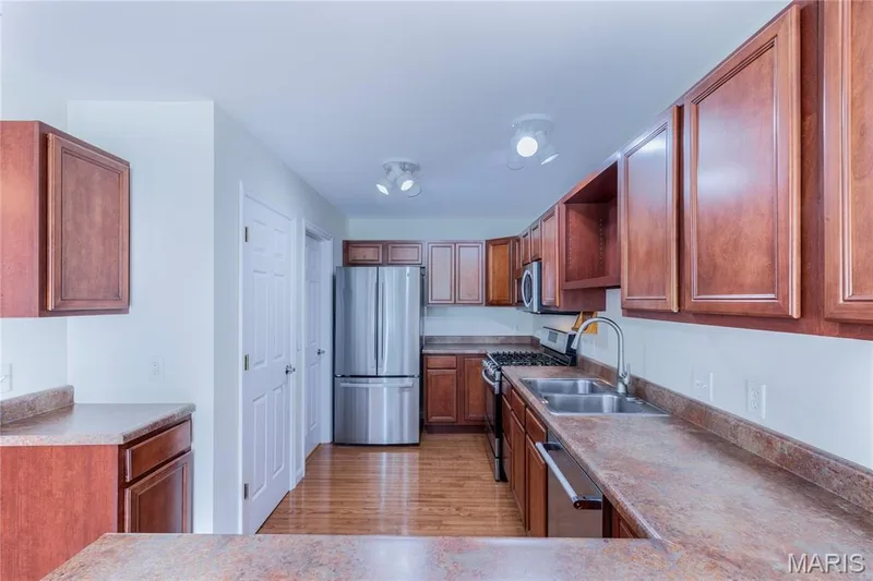 130 Chesapeake Trace, Wentzville, MO 63385 — listing photo 11 of 28