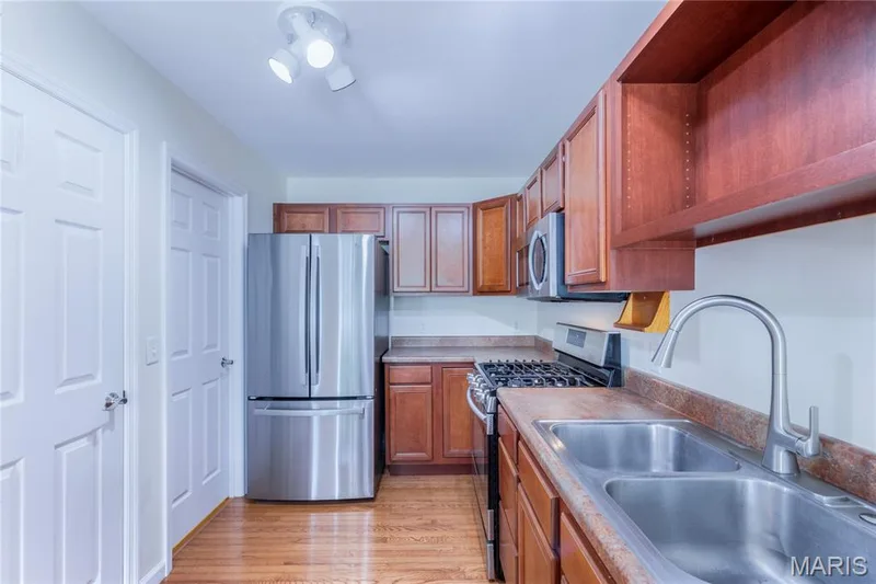 130 Chesapeake Trace, Wentzville, MO 63385 — listing photo 13 of 28