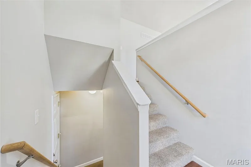 The home has a spacious split-foyer upon entry. — 656 Nancy Drive, St Charles, MO 63301