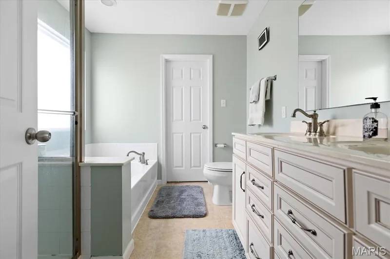 Virtually Staged! — 1744 Briarmanor Drive, Lake St. Louis, MO 63367