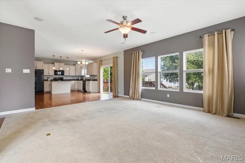 9 ' Ceilings Throughout! — 1744 Briarmanor Drive, Lake St. Louis, MO 63367