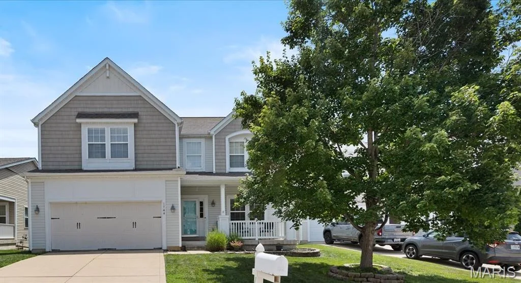 Located at End of Cozy Cul E Sac! — 1744 Briarmanor Drive, Lake St. Louis, MO 63367
