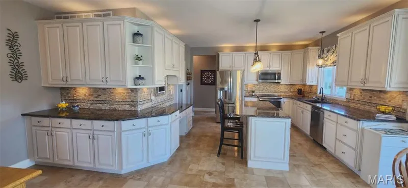 535 Garrick Place, O'Fallon, MO 63368 — listing photo 15 of 52