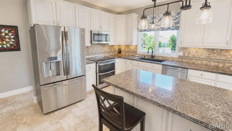 535 Garrick Place, O'Fallon, MO 63368 — listing photo 18 of 52