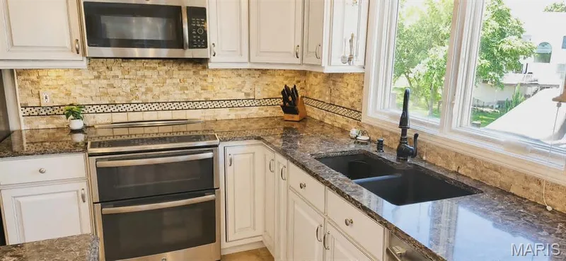 535 Garrick Place, O'Fallon, MO 63368 — listing photo 17 of 52