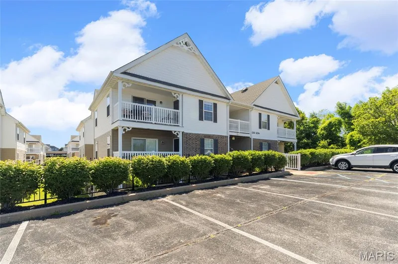 Outdoor building — 1233 Saravalle Drive, St Peters, MO 63376