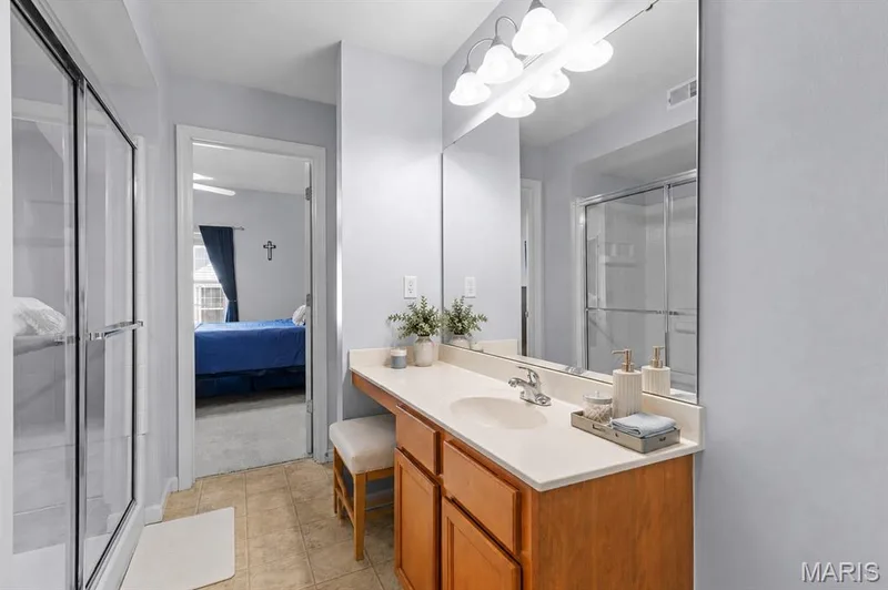 primary Bathroom — 1233 Saravalle Drive, St Peters, MO 63376