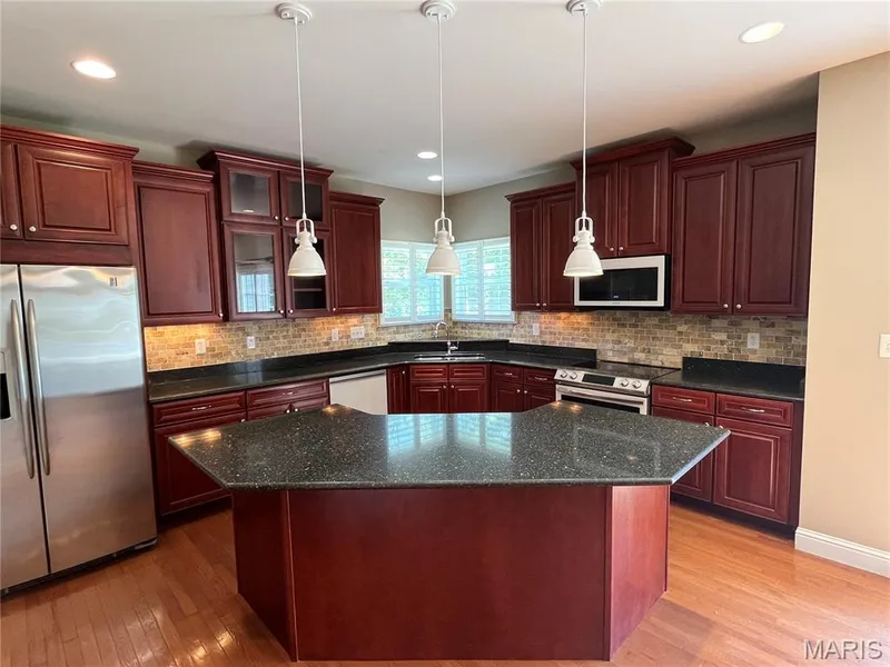 102 Riparian Drive, O'Fallon, MO 63368 — listing photo 8 of 29