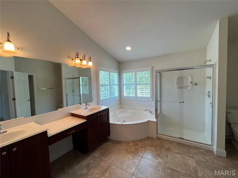 102 Riparian Drive, O'Fallon, MO 63368 — listing photo 20 of 29