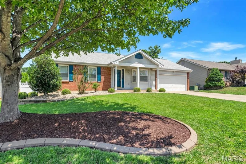 59 McClay Trail Drive, St Peters, MO 63376 — listing photo 2 of 38