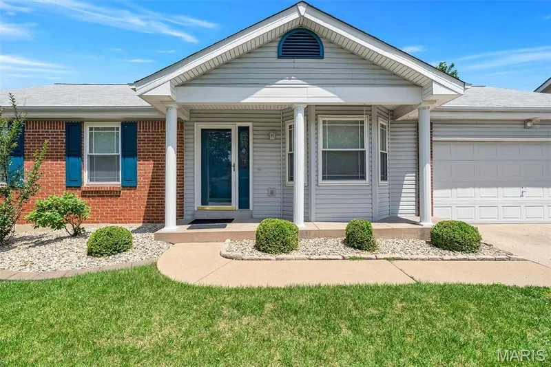 59 McClay Trail Drive, St Peters, MO 63376 — listing photo 4 of 38