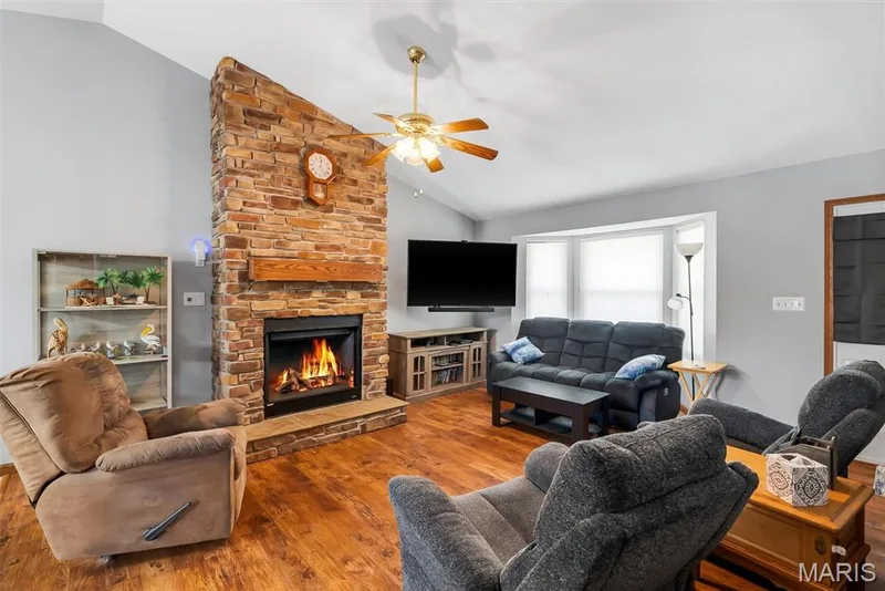 59 McClay Trail Drive, St Peters, MO 63376 — listing photo 13 of 38