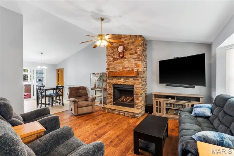 59 McClay Trail Drive, St Peters, MO 63376 — listing photo 14 of 38