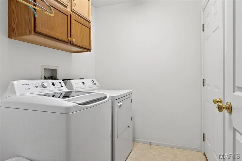 1317 Pine Bluff Drive, St Charles, MO 63304 — listing photo 14 of 42