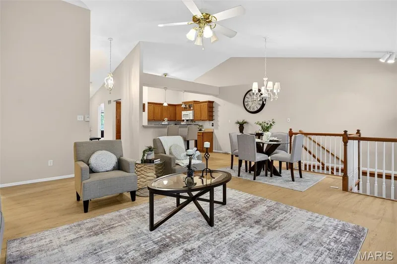 1317 Pine Bluff Drive, St Charles, MO 63304 — listing photo 17 of 42