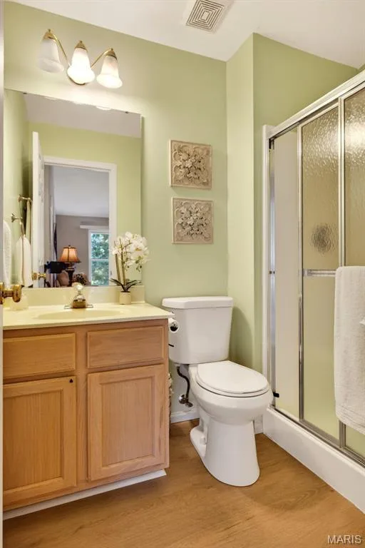 1317 Pine Bluff Drive, St Charles, MO 63304 — listing photo 23 of 42