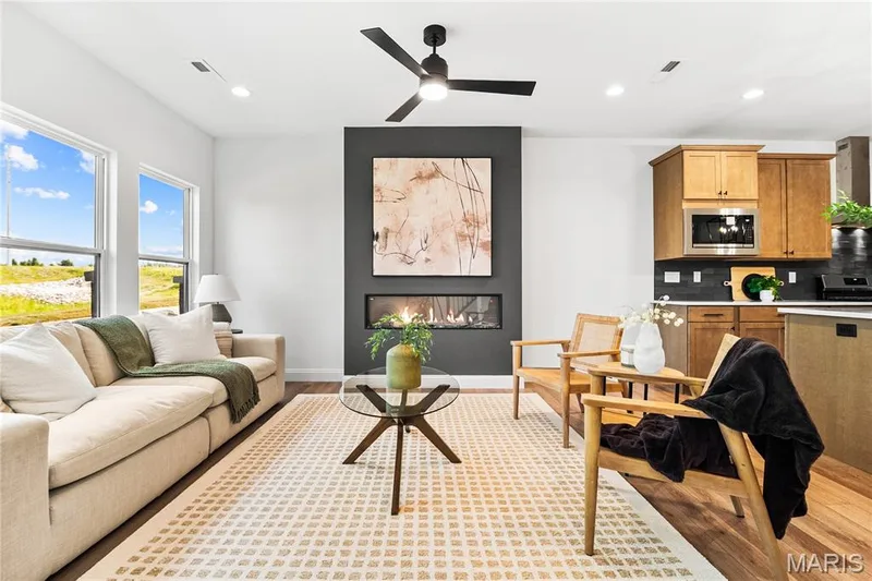 Example photos. Some features shown are optional upgrades. See onsite sales manager for more details. — 170 Sesame Loop, St Peters, MO 63303