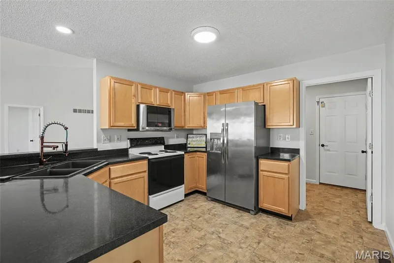 2614 Samuel Drive #711C, Dardenne Prairie, MO 63368 — listing photo 9 of 28