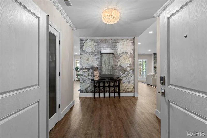 14443 Bantry Lane #33, Chesterfield, MO 63017 — listing photo 4 of 25