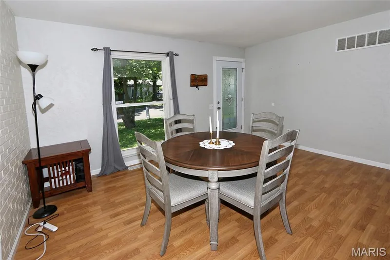 3033 Saint Babette Lane, St Charles, MO 63301 — listing photo 3 of 25