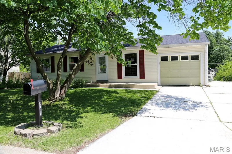 3033 Saint Babette Lane, St Charles, MO 63301 — listing photo 24 of 25